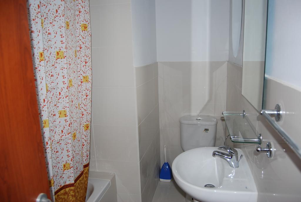 Alex Residence Larnaca Rum bild