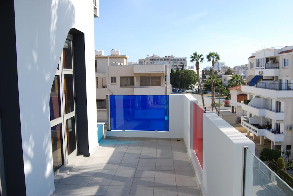 Alex Residence Larnaca Rum bild
