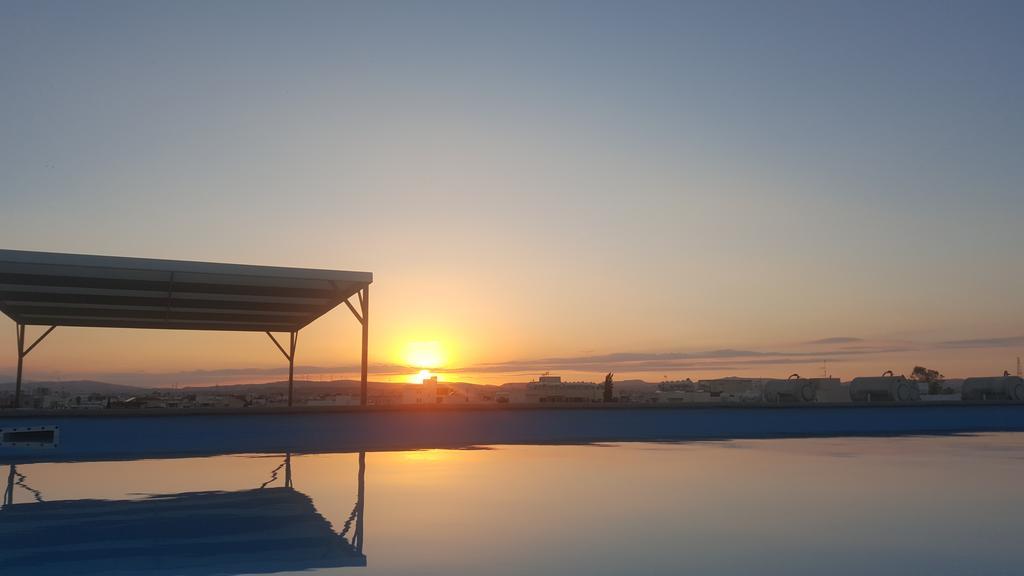 Alex Residence Larnaca Exteriör bild